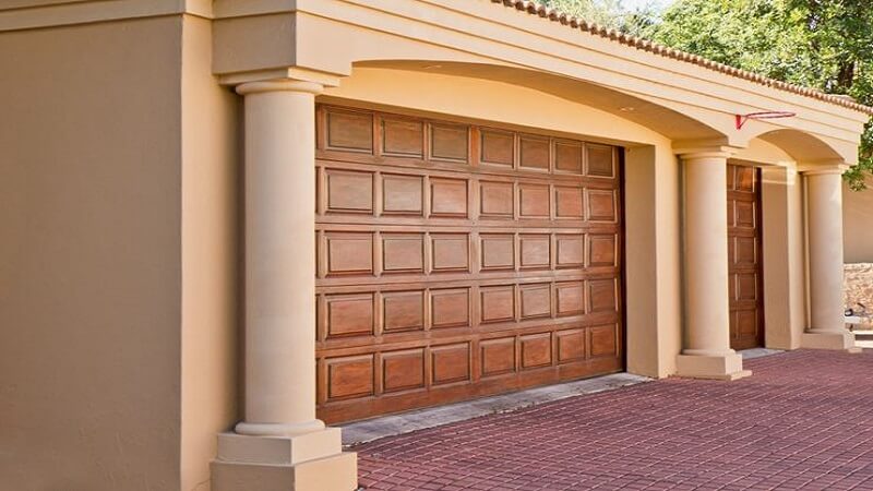 Top 4 Maintenance Tasks for Modern Wood Garage Doors You Can’t Ignore