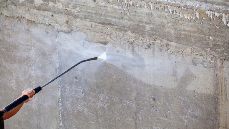 How to Choose the Best Pressure Washing Service for Your Home